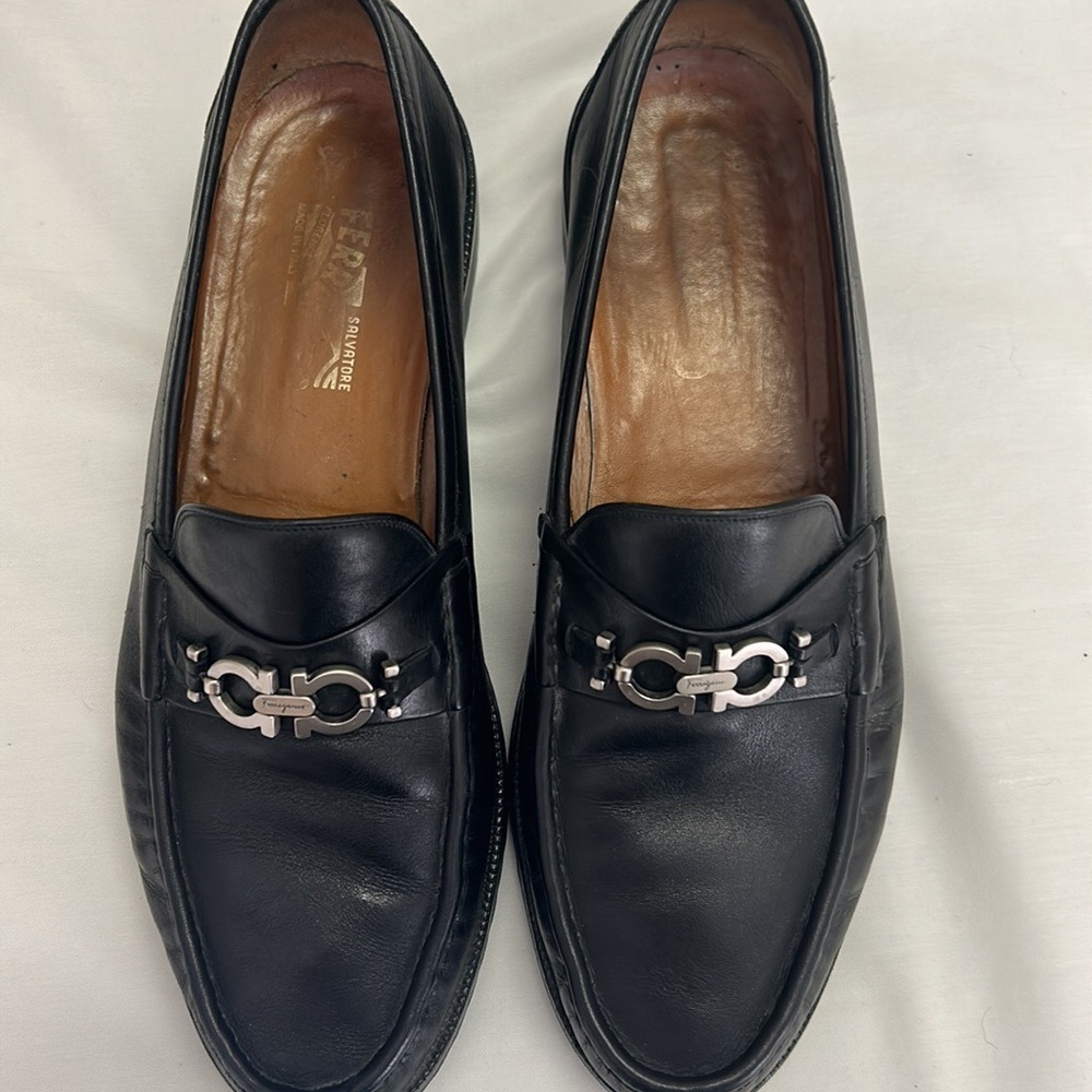 Salvatore Ferragamo Men's Leather Shoes - Picture 2 of 4